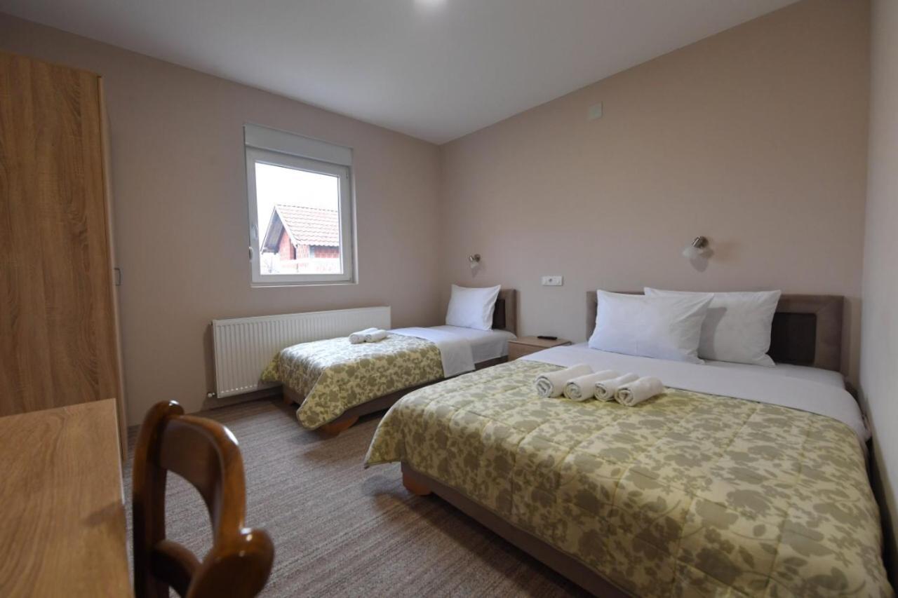 Motel Olimp Kraljevo Esterno foto