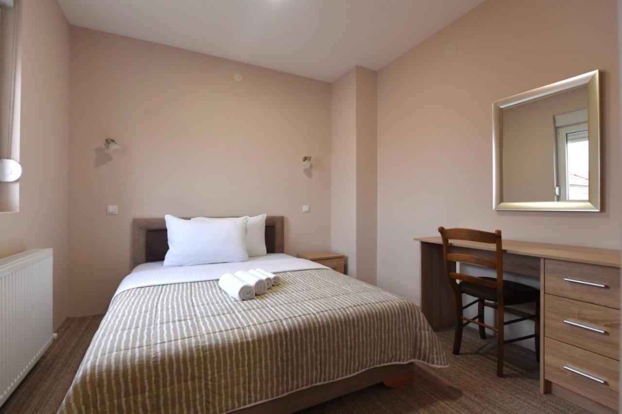 Motel Olimp Kraljevo Esterno foto
