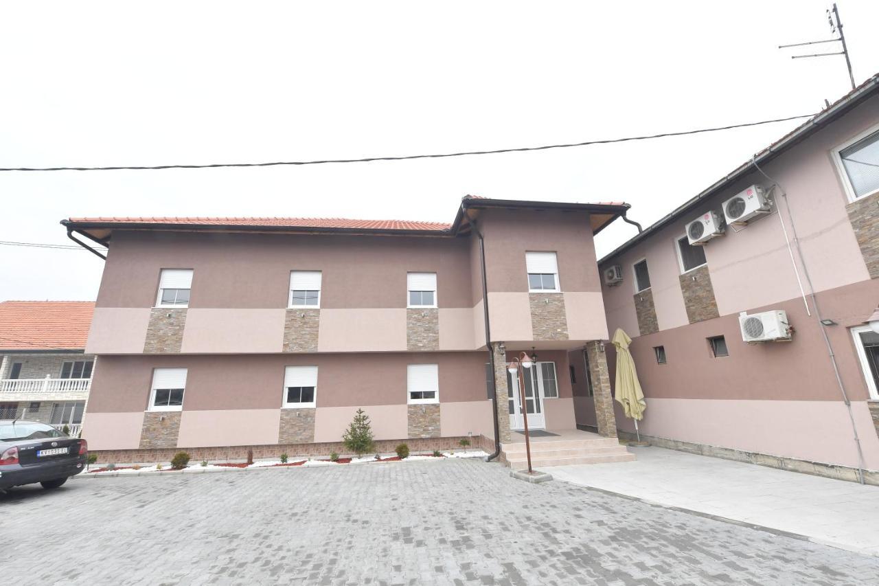 Motel Olimp Kraljevo Esterno foto